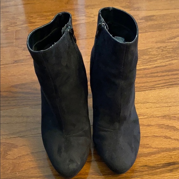 H&M faux suede black booties - Picture 3 of 8